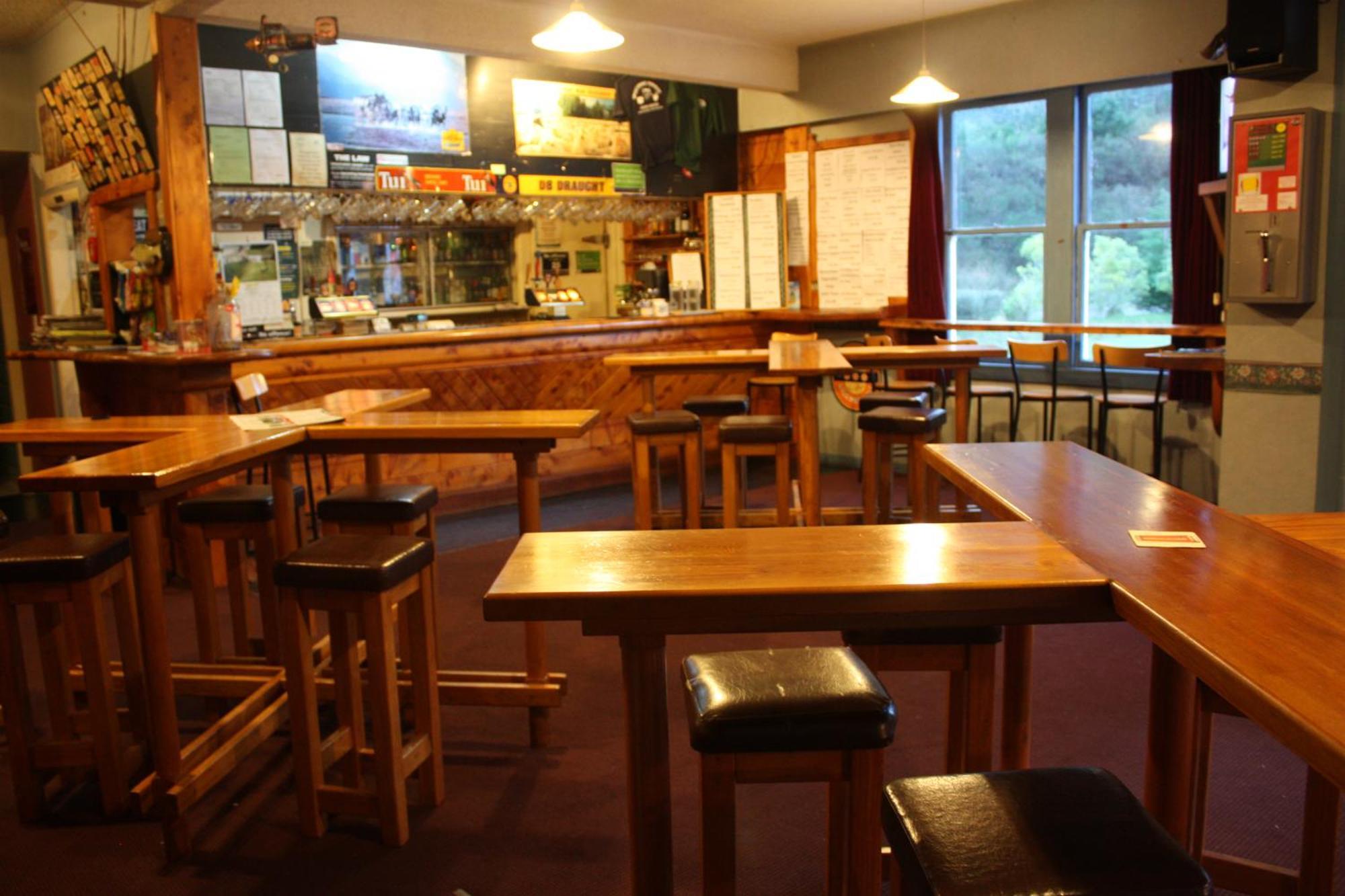 Owen River Tavern & Motels Exteriér fotografie